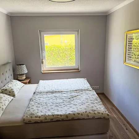 Henry By Interhome Loissin